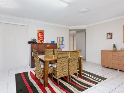 42 Flinders Cres, Forest Lake