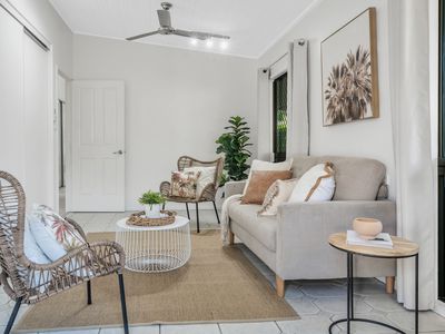 11 Pomona Avenue, Mooroobool