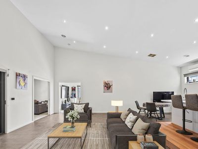 12 Peck Terrace, Williams Landing