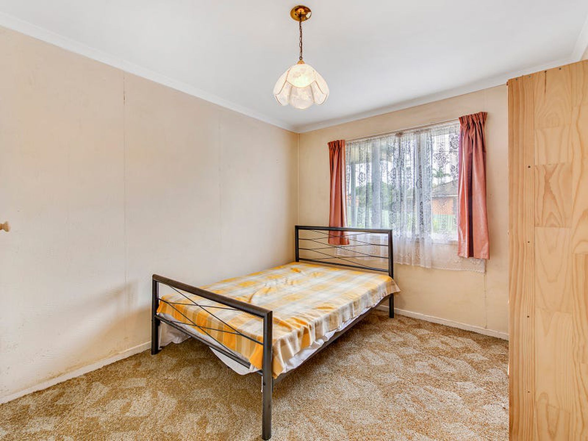 39 Newman Street, Gailes