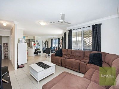 13 Fuji Court, Mount Louisa