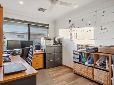 19 Lombadina Parade, Secret Harbour