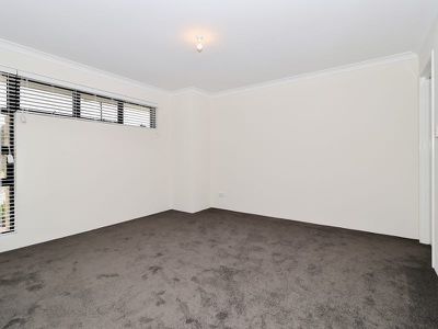 11 Wanderer Parkway, Baldivis