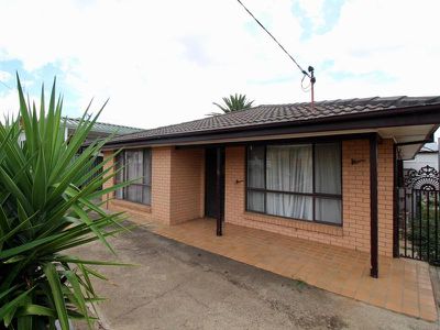 18 Alamein Walk, West Bathurst