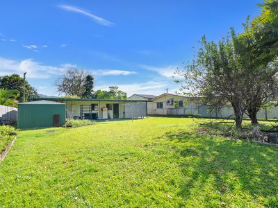 12 Walnut Close, Manoora