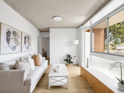 9 / 2 Melrose Avenue, Wiley Park