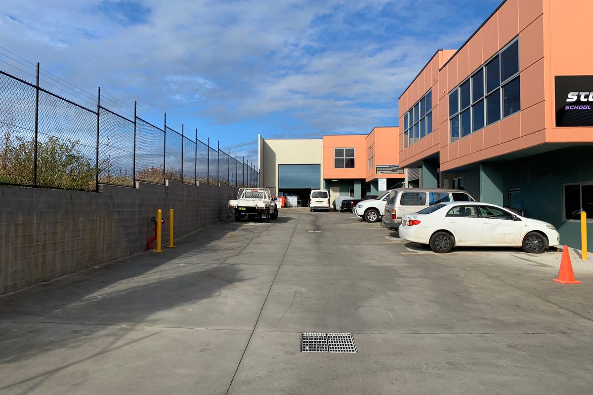 2 & 4 / 12 Technology Drive, Appin