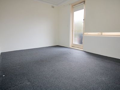 5 / 32 Hampden Road, Lakemba