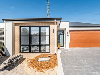1 / 13 Welford Way, Success