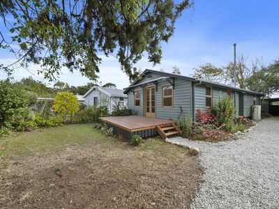9 Freeburgh Avenue, Mount Beauty