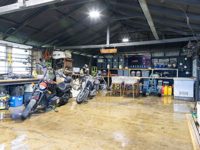 17938 Pacific Highway, Jones Island