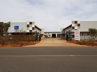 8 / 37 Steel Loop, Wedgefield