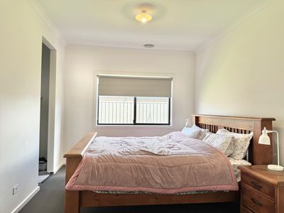 10 Law Court, Wyndham Vale