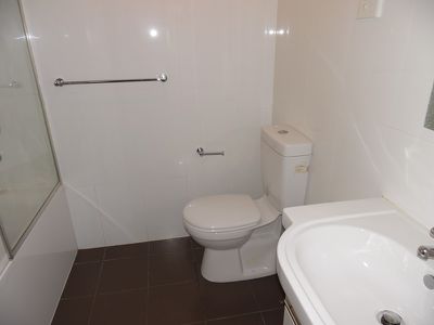 4 / 81-83 Clyde Street, Guildford