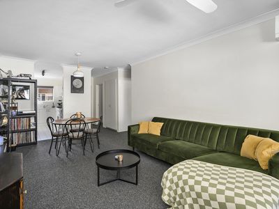 1 / 53 Seventh Avenue, Kedron