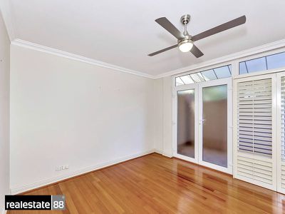 2 / 28 Nile Street, East Perth