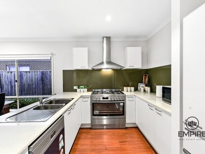 13 Grande Belmond Avenue, Clyde