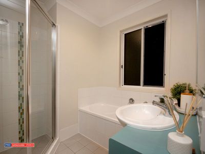 2 Benjamin Court, Yamanto