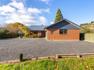 4 Crossan Terrace, Wingatui