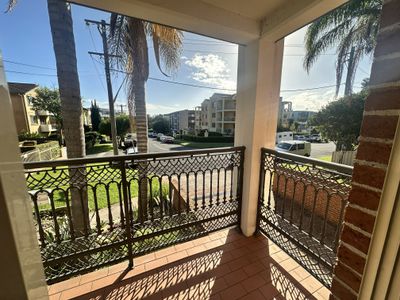 1 / 19 Blackett Street, North Wollongong