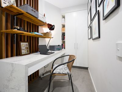 4053 / 21 Ross Street, Benowa
