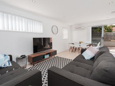 Unit 2 / 14 GRENFELL STREET, Mount Gravatt East