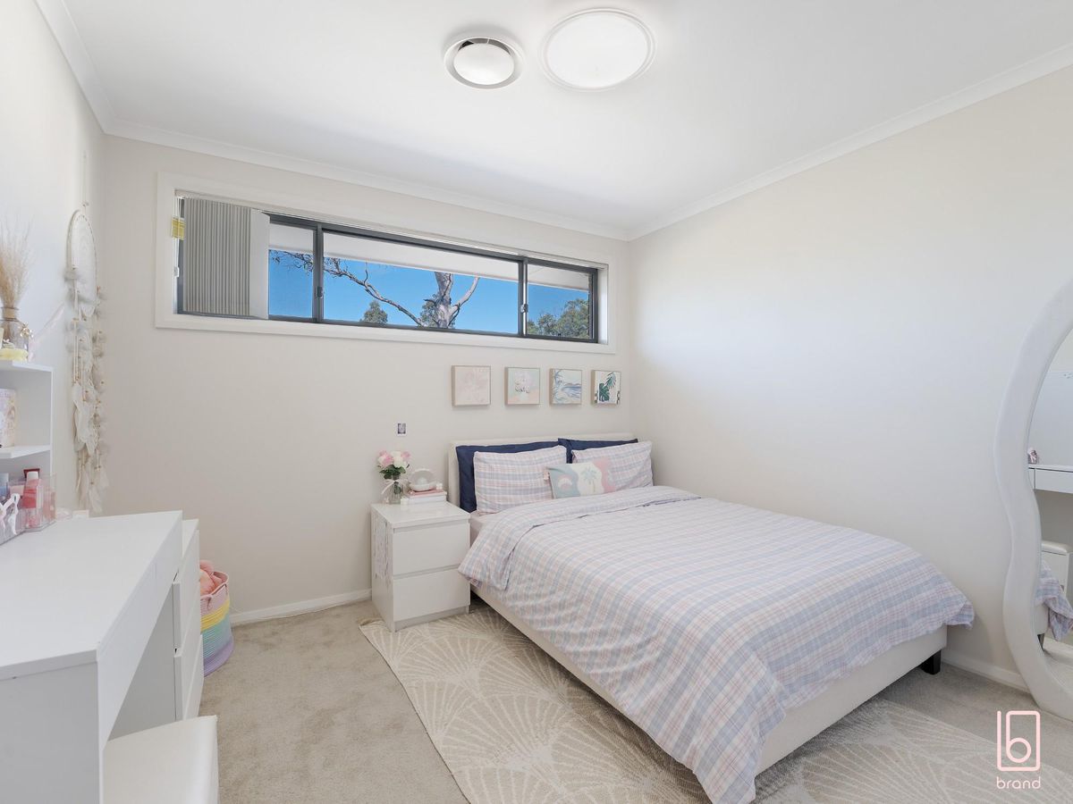 37 Grasstree Avenue, Woongarrah