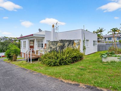 1 / 50 Masterton Road, Rothesay Bay