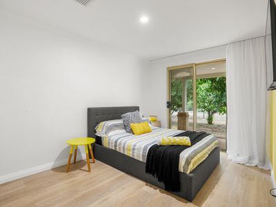 27 OAK WAY, Baldivis