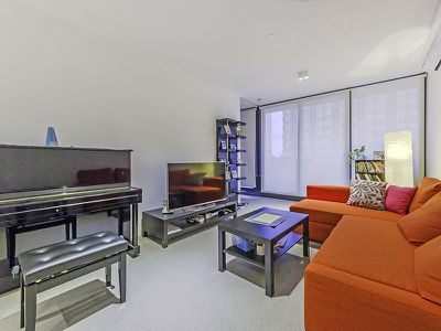 417 / 74 Queens Road, Melbourne