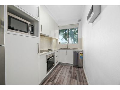 1 / 2-4 Queen Stret, Arncliffe