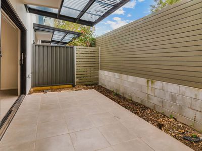 17 / 460 Pine Ridge Road, Coombabah