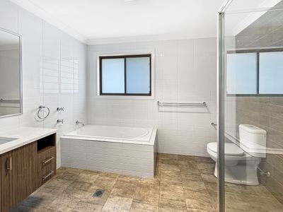 1 Terrazzo Court, Dubbo