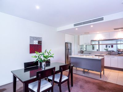 207 / 468 Esplanade, Torquay