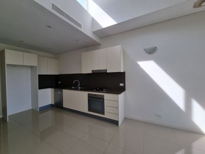 2203 / 11-15 Charles St, Canterbury