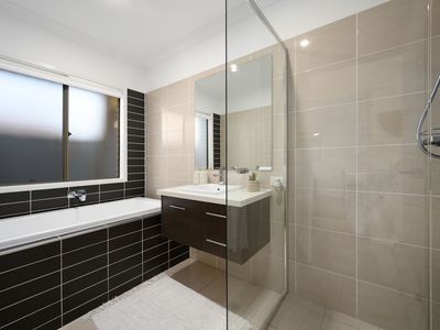 5 Alexa Rise, Upper Coomera