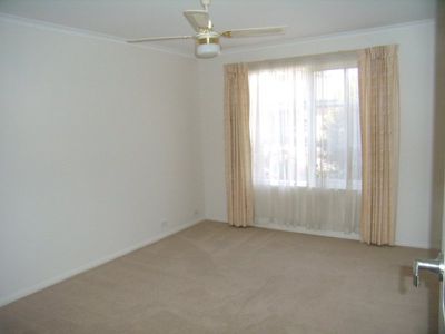 2 / 1 Dunluce Avenue, Brighton