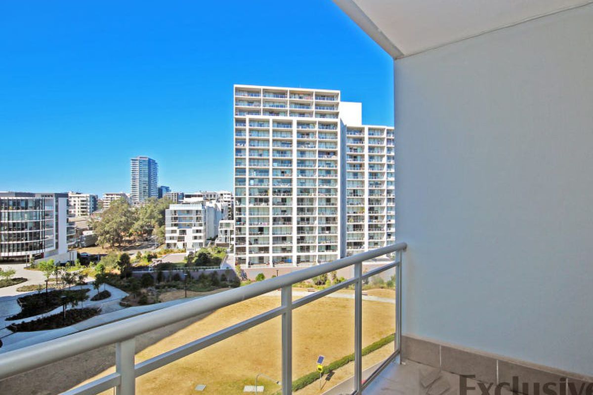36 / 38 Shoreline Drive, Rhodes