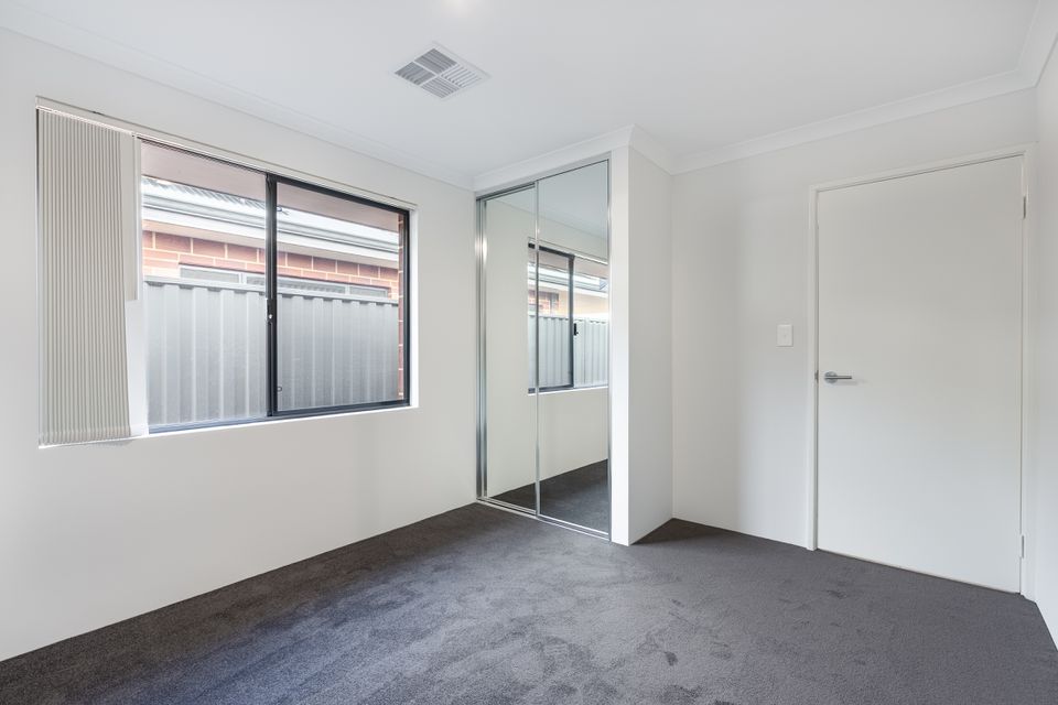 16 Tablelands Dr, Baldivis