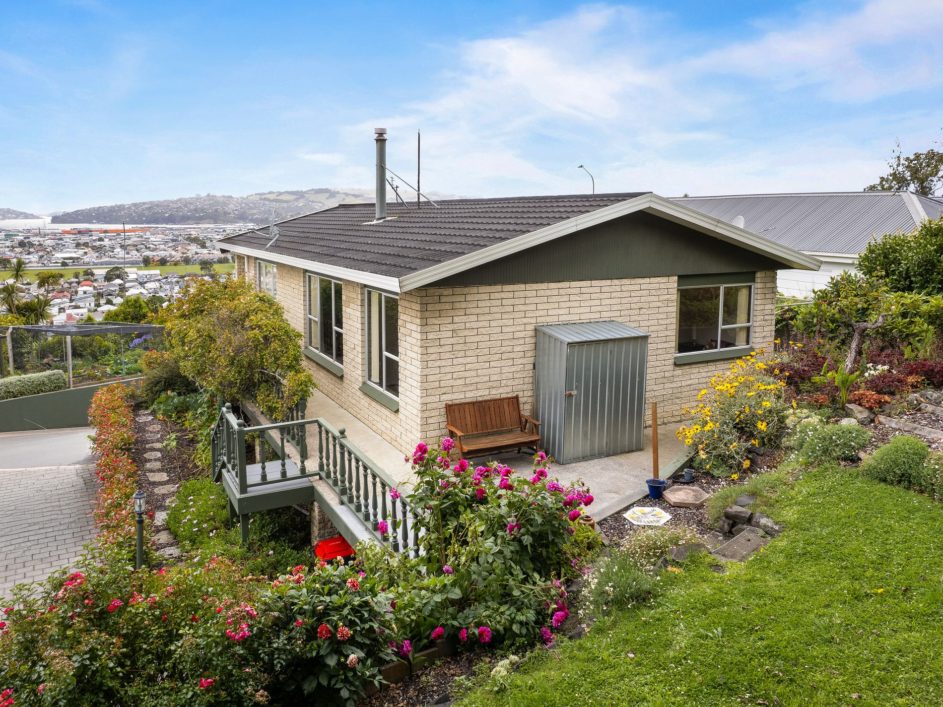 62 Easther Crescent, Kew
