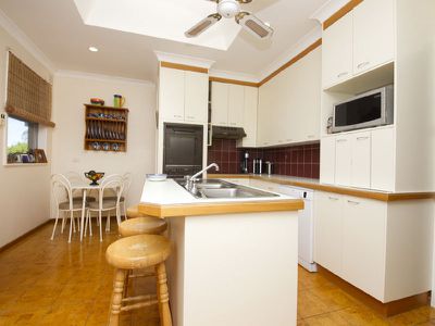 48 Boundary Street, Forster