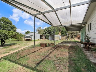 2054 Lockharts Gap Road, Tallandoon