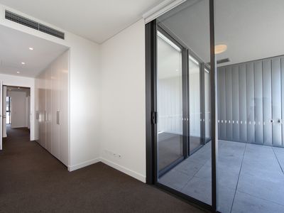 3705 / 21 Scotsman Street, Forest Lodge