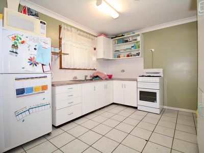 7 Medway Street, Blayney