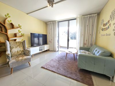 1209 / 11 Charles Street, Canterbury