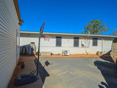 23 Minderoo Avenue, South Hedland