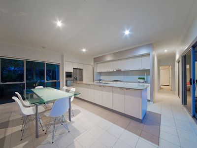 105 Mossvale Drive, Wakerley