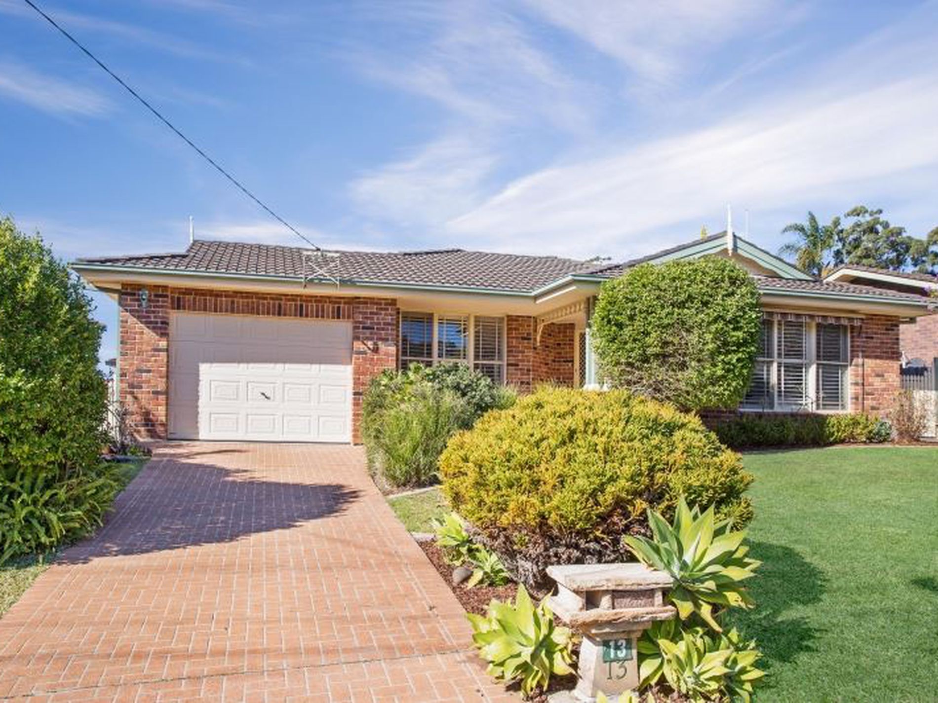 13 Forest Way, Mollymook