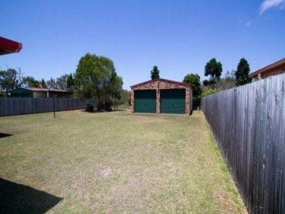 121 Ibis Boulevard, Eli Waters