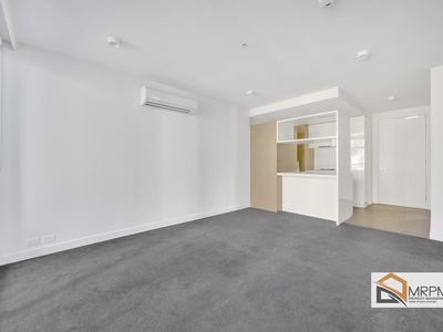 512 / 33 MacKenzie Street, Melbourne